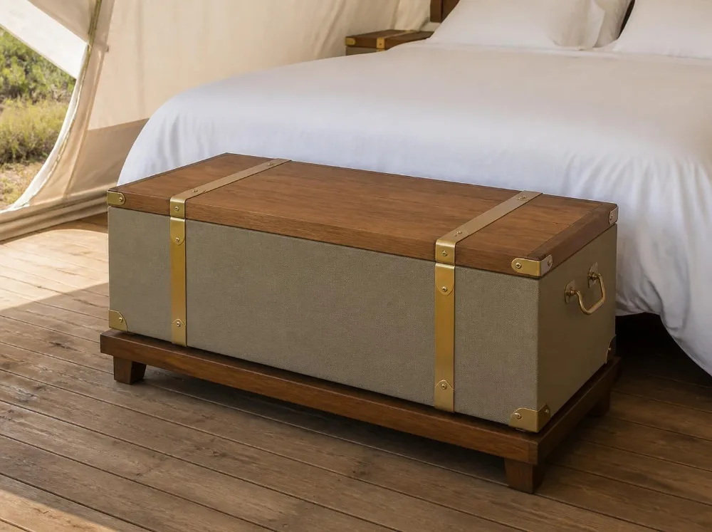 Sawai bed-end trunk in solid teak with brass fittings